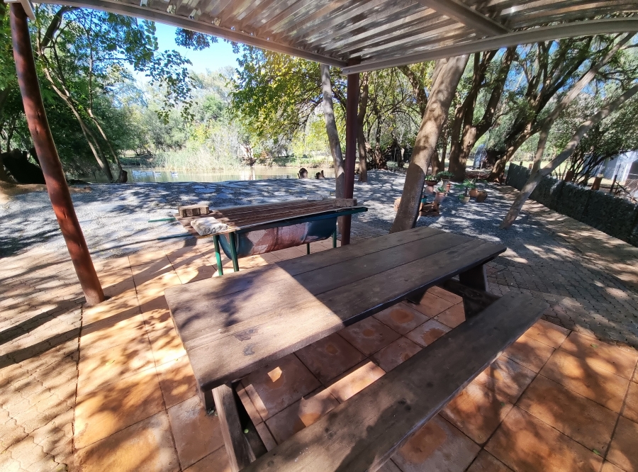 Commercial Property for Sale in Boschfontein A H North West